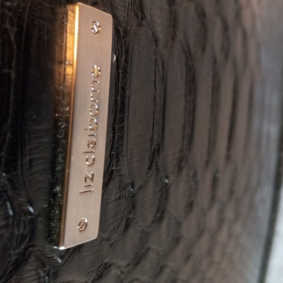 Handbag - Picture 2 of 16